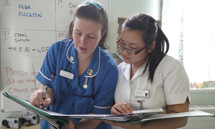 Applying critical thinking to nursing Applying critical thinking to nursing